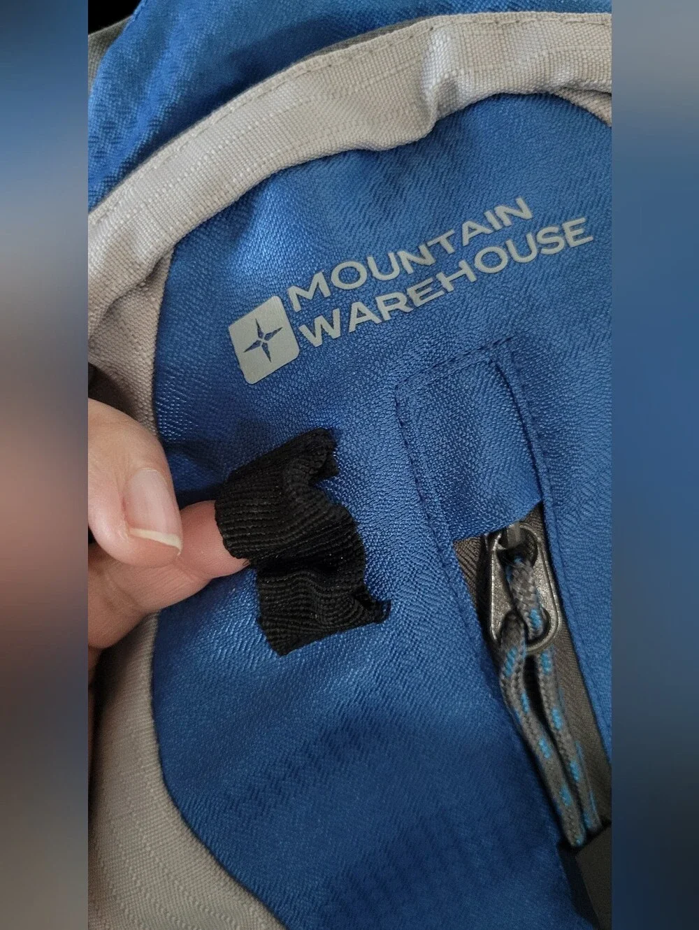 Mountain Warehouse detach color carrying